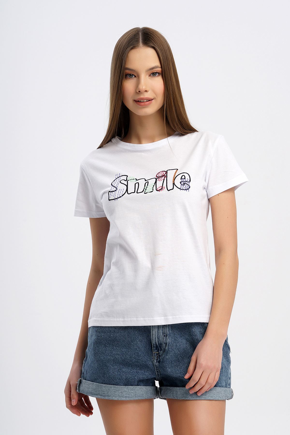 Smile Nakışlı T-shirt-Beyaz